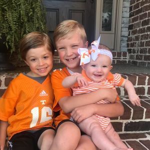 Meet your Posher, Ashley